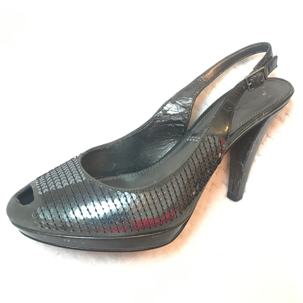 Tahari sequence platform Grey heels